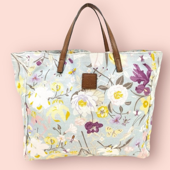 Gucci Handbags - Gucci Flora Bag EUC